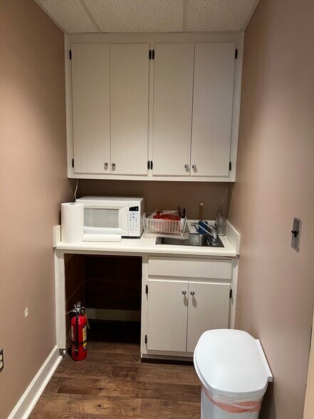 More Photos Of 4228 Lomac St, Montgomery Office For Sale