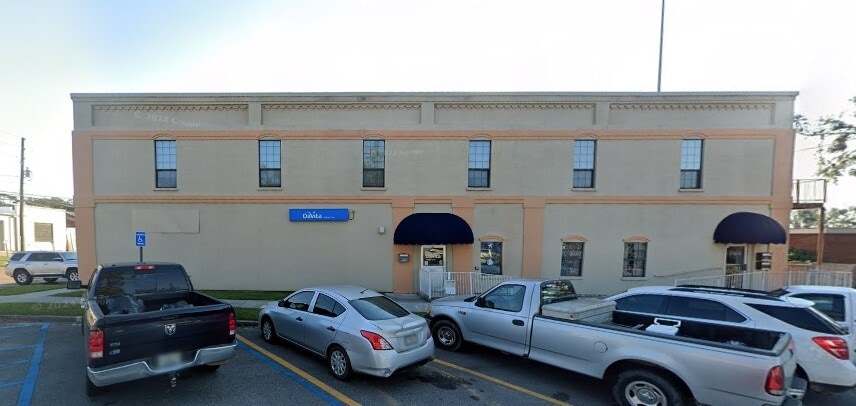 More Photos Of 289 SW Range St, Madison Medical For Lease