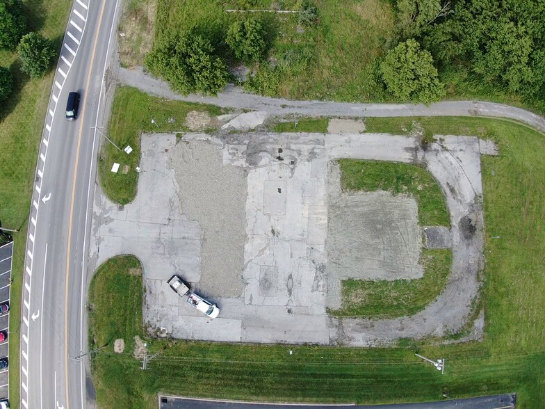 More Photos Of 2357 Main St, Warsaw Storefront For Sale