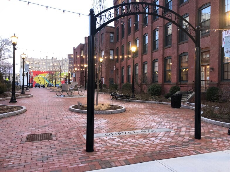 More Photos Of 41 Taylor St, Springfield Office For Lease