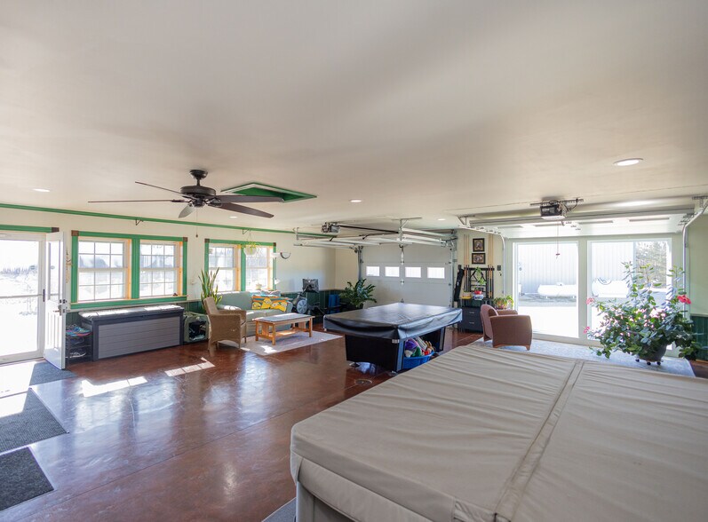 More Photos Of 6209 Cassidy Rd, Mineral Point Light Manufacturing For Sale