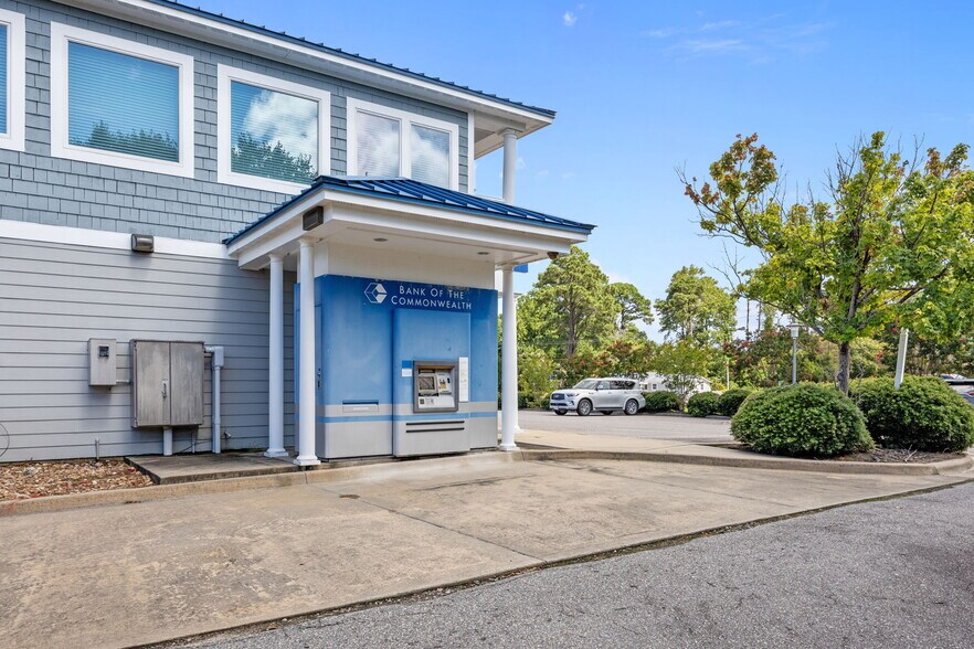 More Photos Of 8468 Caratoke Hwy, Powells Point Bank For Lease