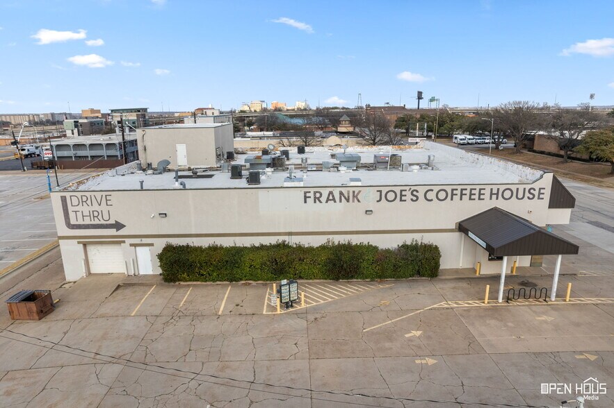 More Photos Of 1612 9th St, Wichita Falls Storefront Retail Office For Sale