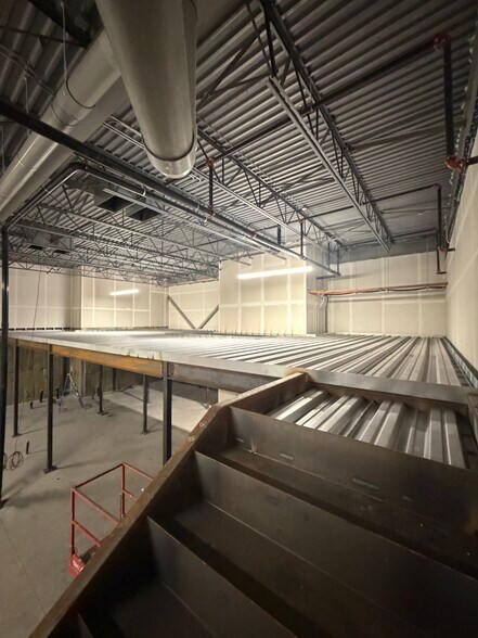 More Photos Of 5300 Admiral Girouard St NW, Edmonton Storefront Retail Office For Sale