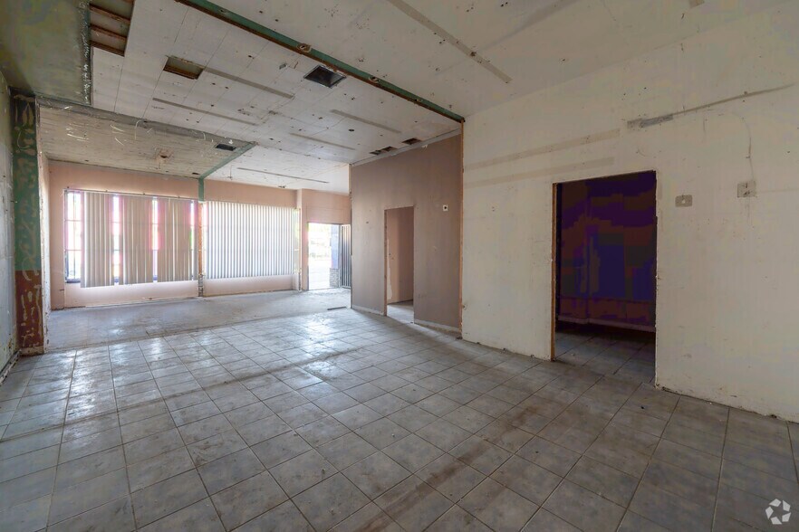 More Photos Of 3311 W Beverly Blvd, Montebello Storefront Retail Office For Sale