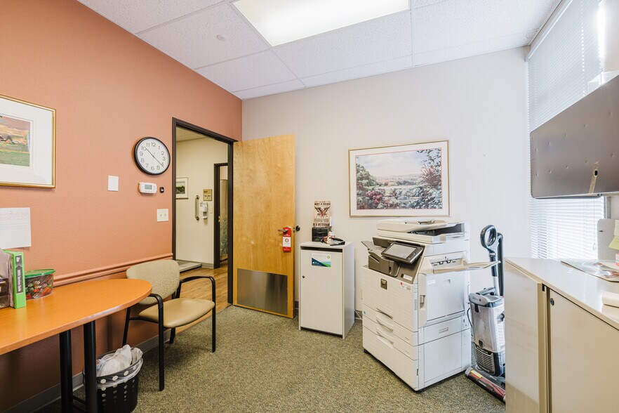 More Photos Of 2715 Argent Ave, Elko Unknown For Lease