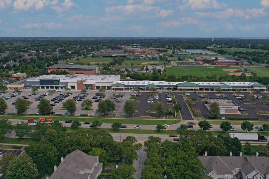 More Photos Of 3108-3124 State Route 59, Naperville Unknown For Lease