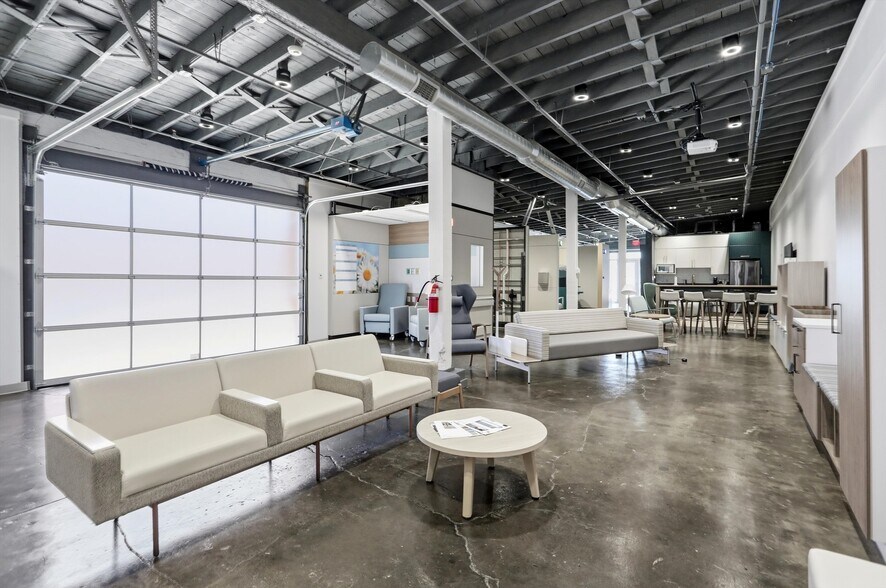 More Photos Of 536 E Market St, Indianapolis Office For Sale