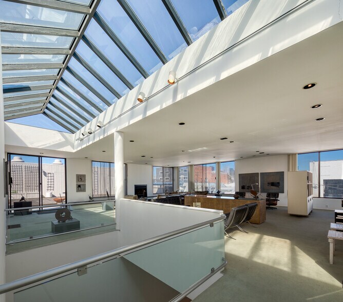 More Photos Of 250 Dore St, San Francisco Light Distribution For Sale