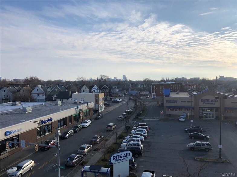 More Photos Of 294 W Ferry St, Buffalo Restaurant For Lease