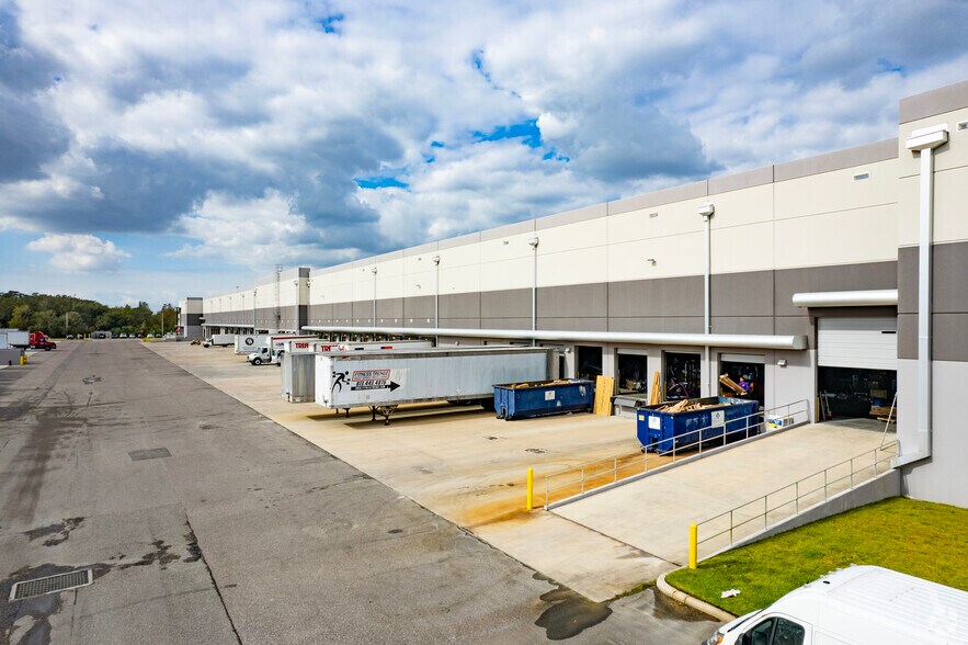 More Photos Of 9210 E Columbus Dr, Tampa Unknown For Lease