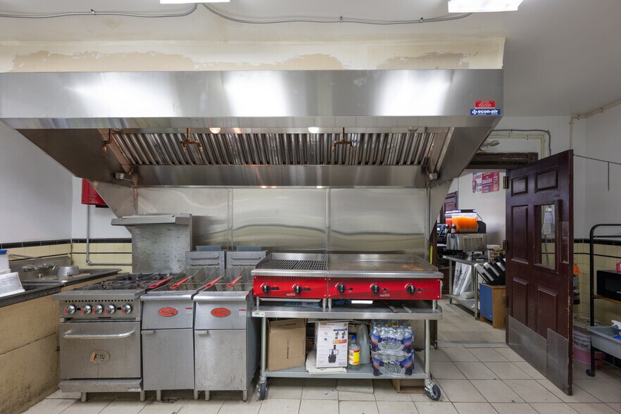 More Photos Of 1635 Broadway, Bethlehem Storefront For Sale