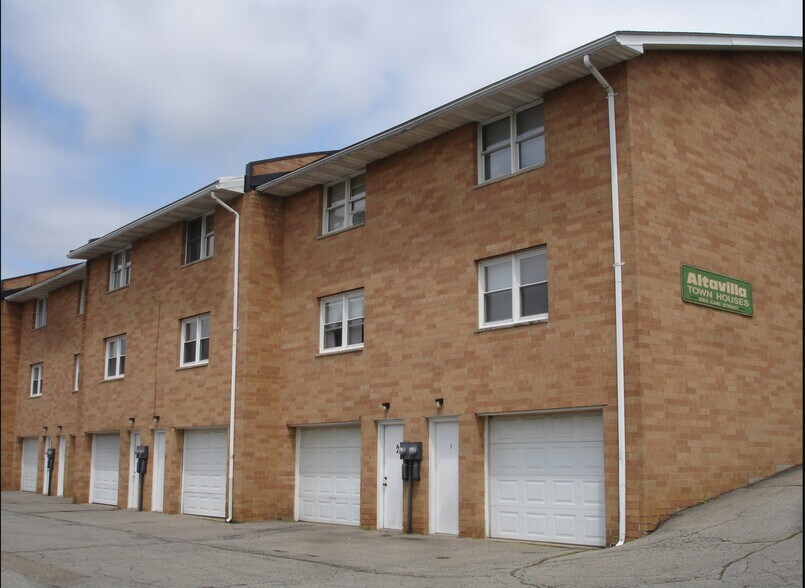 More Photos Of 880 Cain St, East Liverpool Apartments For Sale
