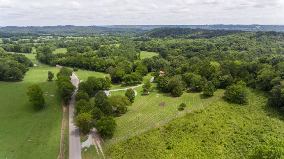 More Photos Of 177 Providence Rd, Fayetteville Specialty For Sale