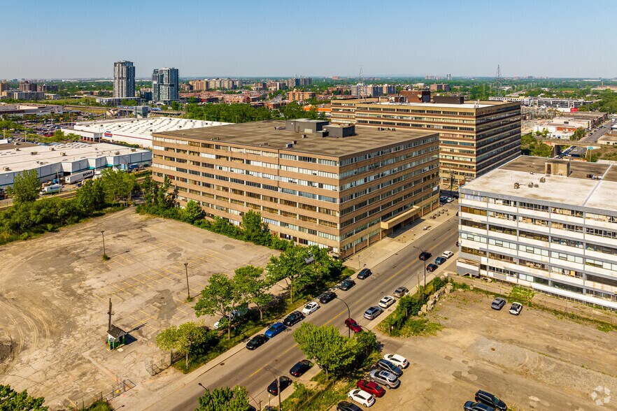 More Photos Of 9500 Rue Meilleur, Montréal Office For Lease