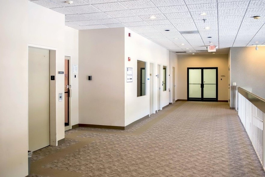 More Photos Of 2314 Sullivan Rd, Atlanta Office For Lease