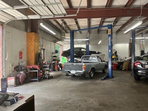More Photos Of 1469 Old Salem Rd, Conyers Auto Repair For Sale