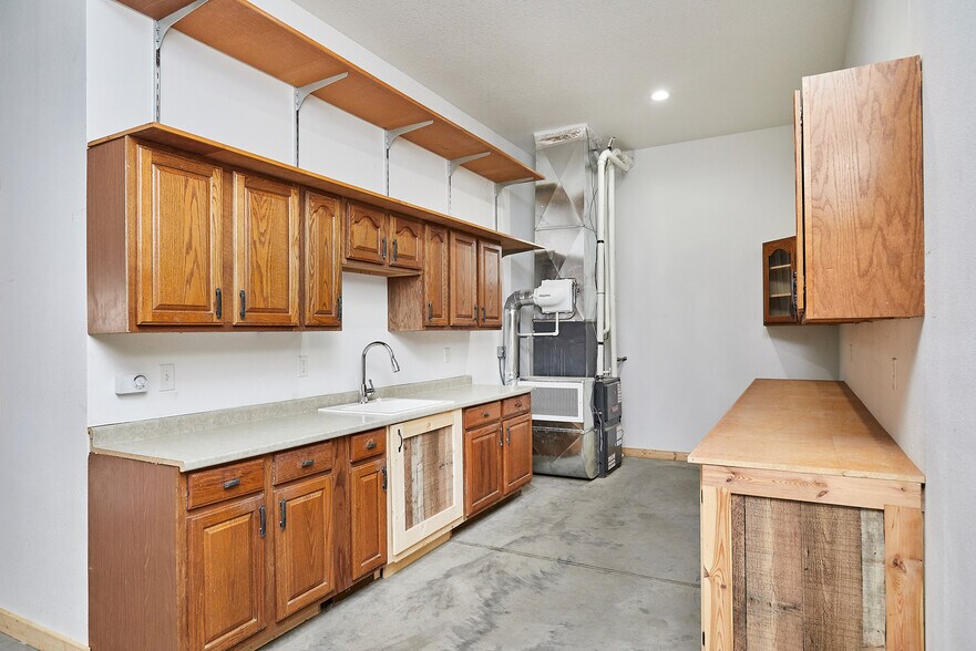 More Photos Of 110 NE 2nd St, Stuart Flex For Sale