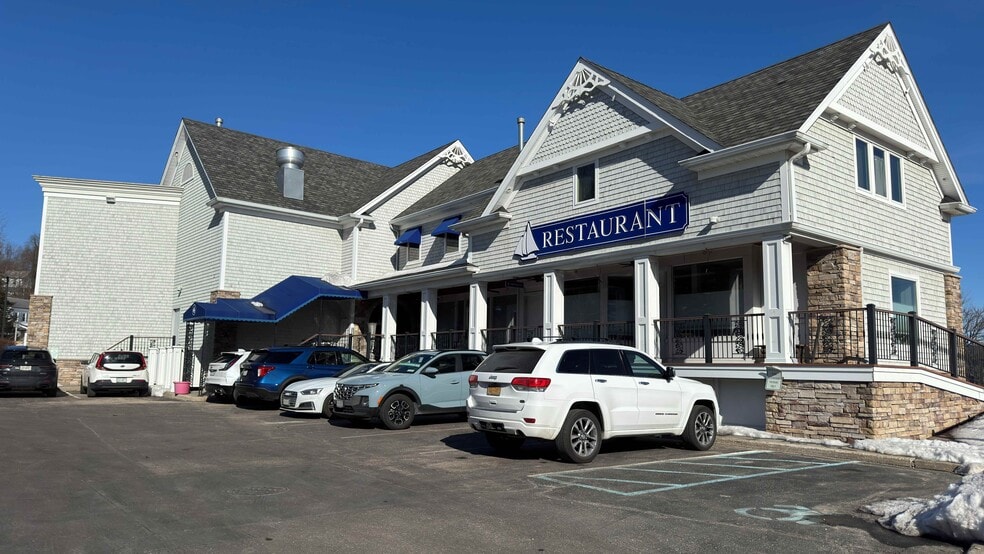 More Photos Of 154 W Broadway, Port Jefferson Restaurant For Lease