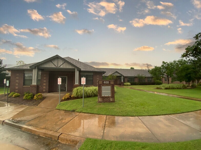 More Photos Of 416 W 15th St, Edmond Unknown For Lease