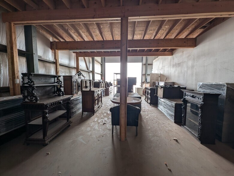 More Photos Of 8000 Escobar Dr, El Paso Land For Lease