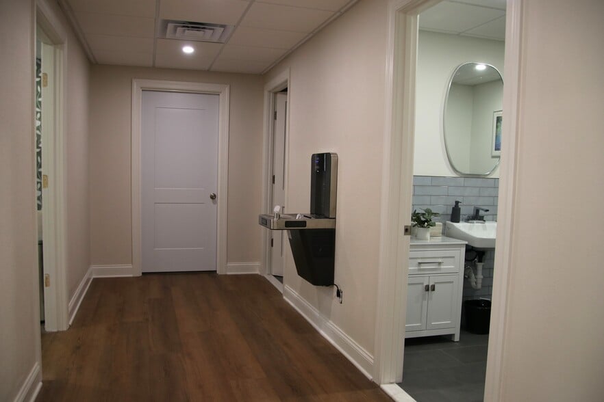 More Photos Of 640 Kreag Rd, Pittsford Office Residential For Lease