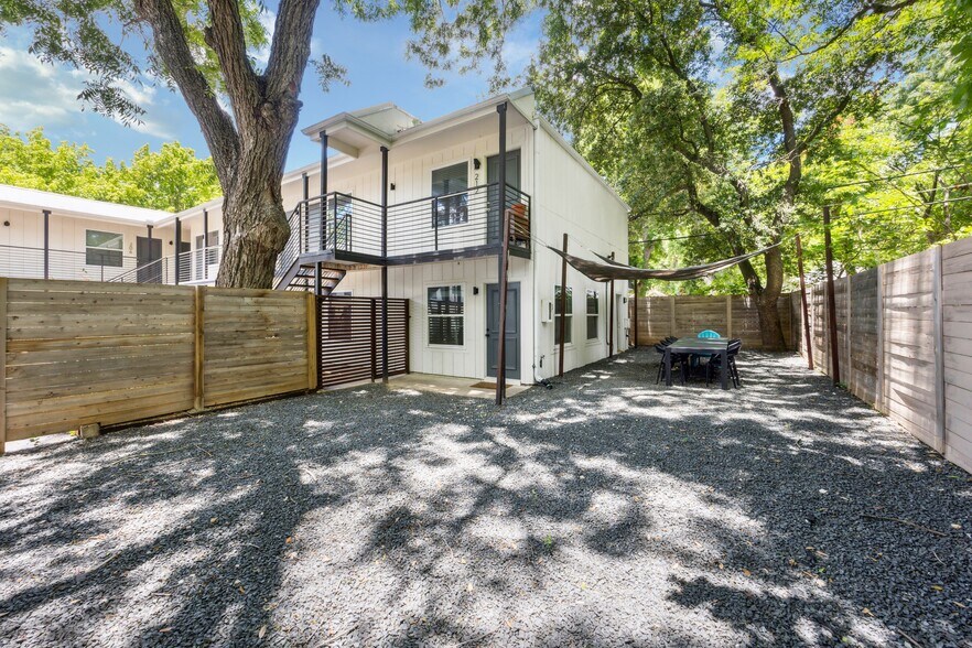 More Photos Of 4504 Speedway, Austin Apartments For Sale