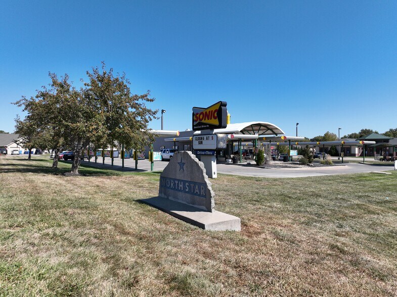 More Photos Of 550 Northstar Ct, Tonganoxie Fast Food For Sale