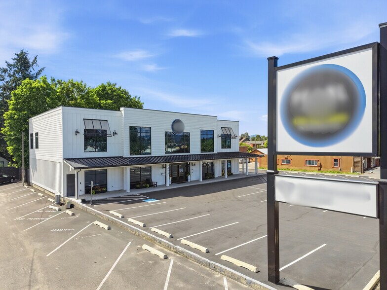 More Photos Of 9493 N Government Way, Hayden Office For Sale