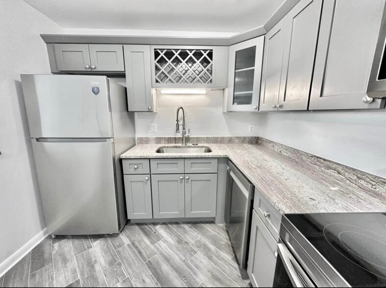 More Photos Of 4400 1st St N, Saint Petersburg Apartments For Sale