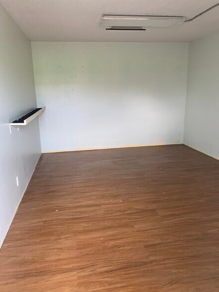More Photos Of 1000 S Dixie Hwy W, Pompano Beach Office For Lease