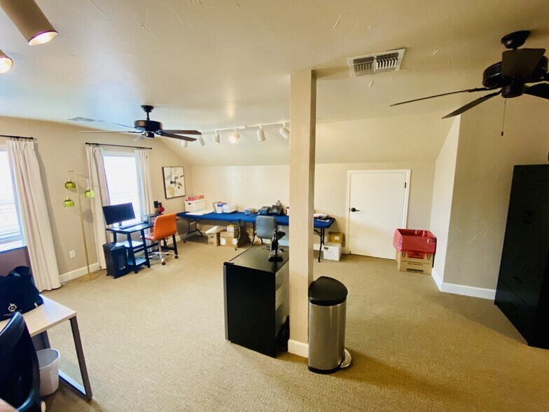 More Photos Of 910 Gruene Rd, New Braunfels Medical For Lease