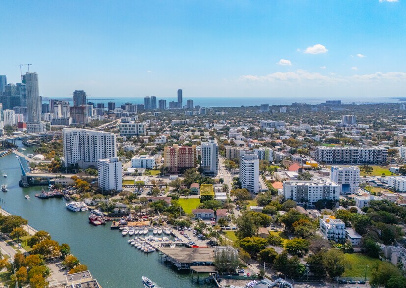 More Photos Of 566 NW 1st St, Miami Land For Sale