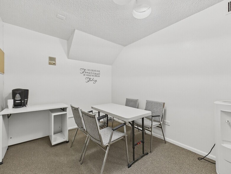 More Photos Of 4219 S Broadway, Englewood Medical For Sale