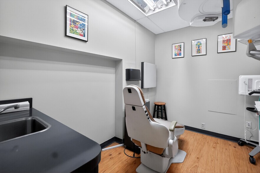 More Photos Of 7 Foster St, Revere Medical For Sale