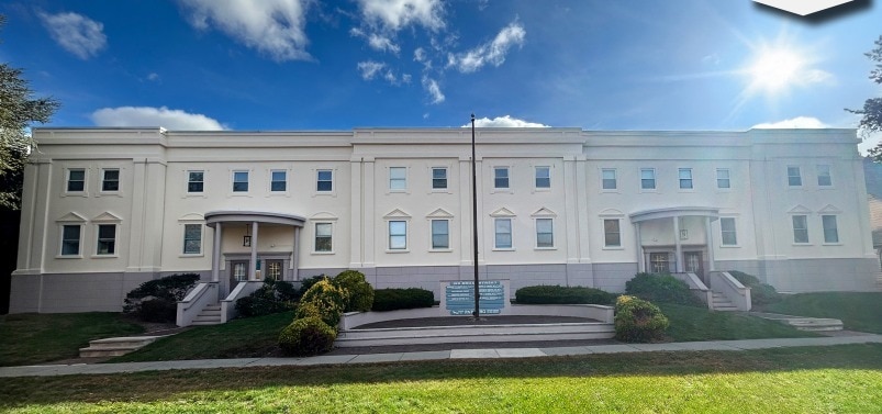 Primary Photo Of 199 Broad St, Bloomfield Medical For Lease
