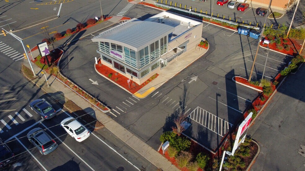 More Photos Of 225-243 King St, Northampton Unknown For Lease