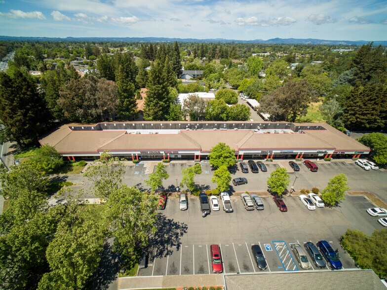 More Photos Of 1331 Guerneville Rd, Santa Rosa Unknown For Lease