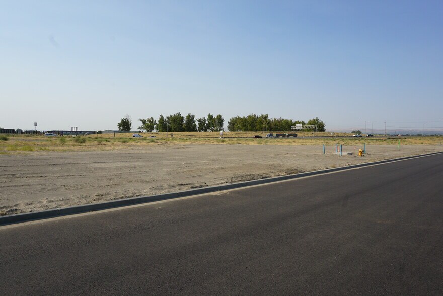 More Photos Of BSP 2022-03 Adams Street, Pasco Land For Sale