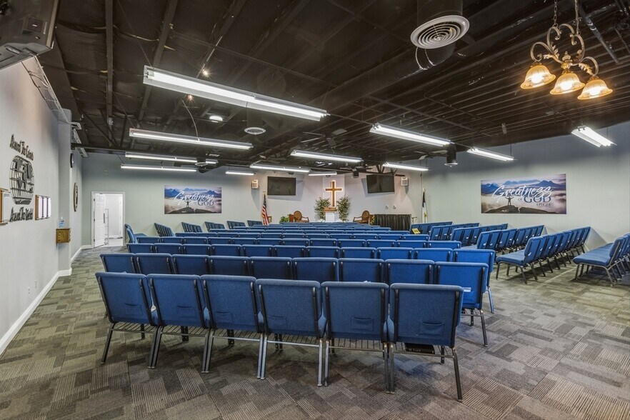 More Photos Of 460 W Main St, Fernley Freestanding For Sale