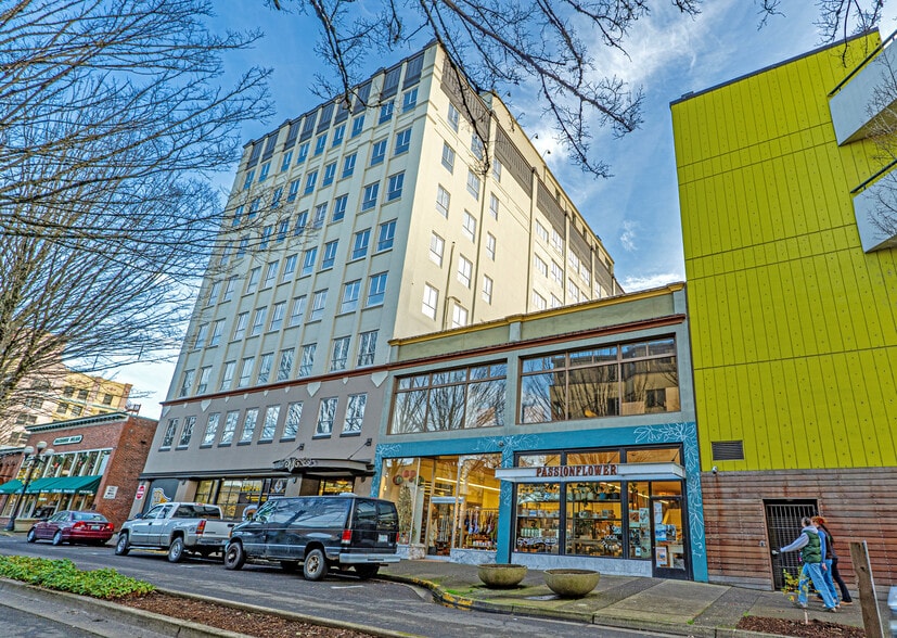 More Photos Of 132 E Broadway, Eugene Loft Creative Space For Lease