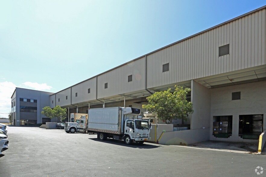 More Photos Of 91-110 Hanua St, Kapolei Manufacturing For Lease