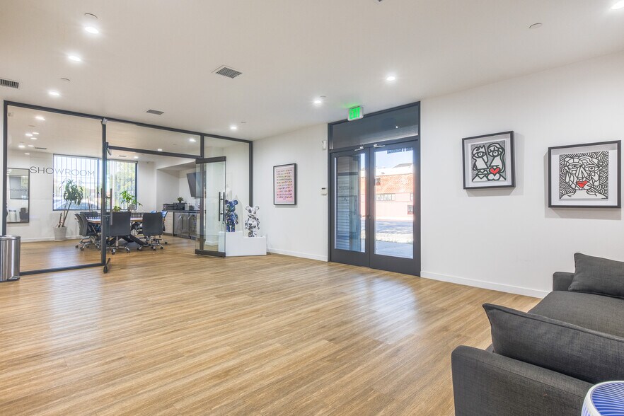 More Photos Of 2300 S Broadway, Los Angeles Manufacturing For Sale