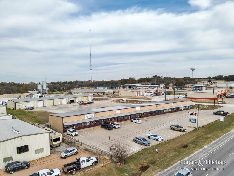 More Photos Of 1886 Mineral Wells Hwy, Weatherford Warehouse For Sale