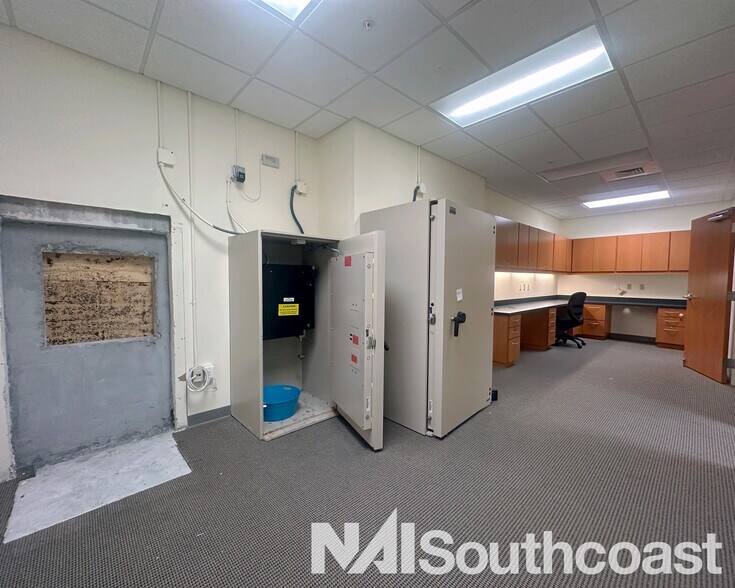 More Photos Of 120-140 S Indian River Dr, Fort Pierce Office Residential For Sale