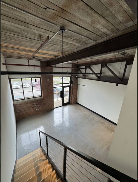 More Photos Of 1601 S Holtzclaw Ave, Chattanooga Office For Sale