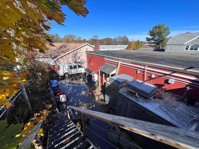 More Photos Of 18 Village Green Way, Southwest Harbor Restaurant For Lease