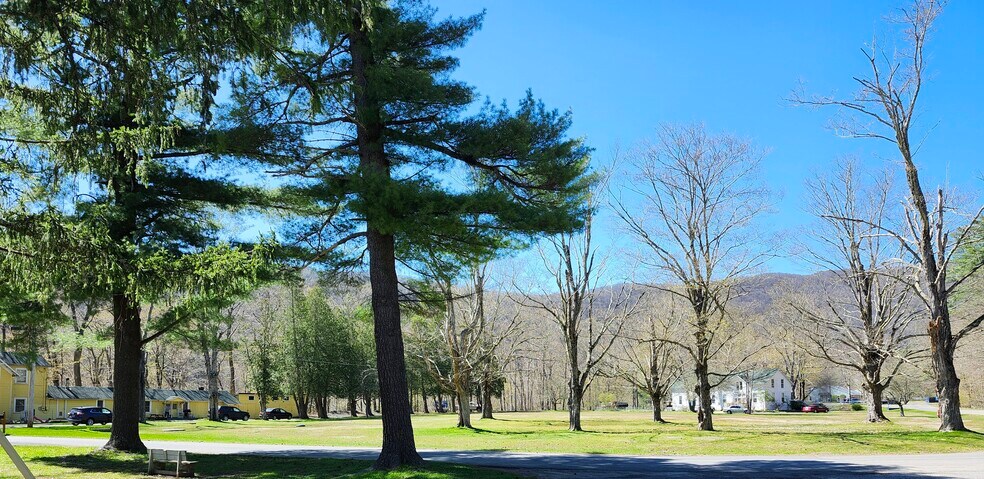 More Photos Of 37-69 Ava Maria Dr, Phoenicia Apartments For Sale