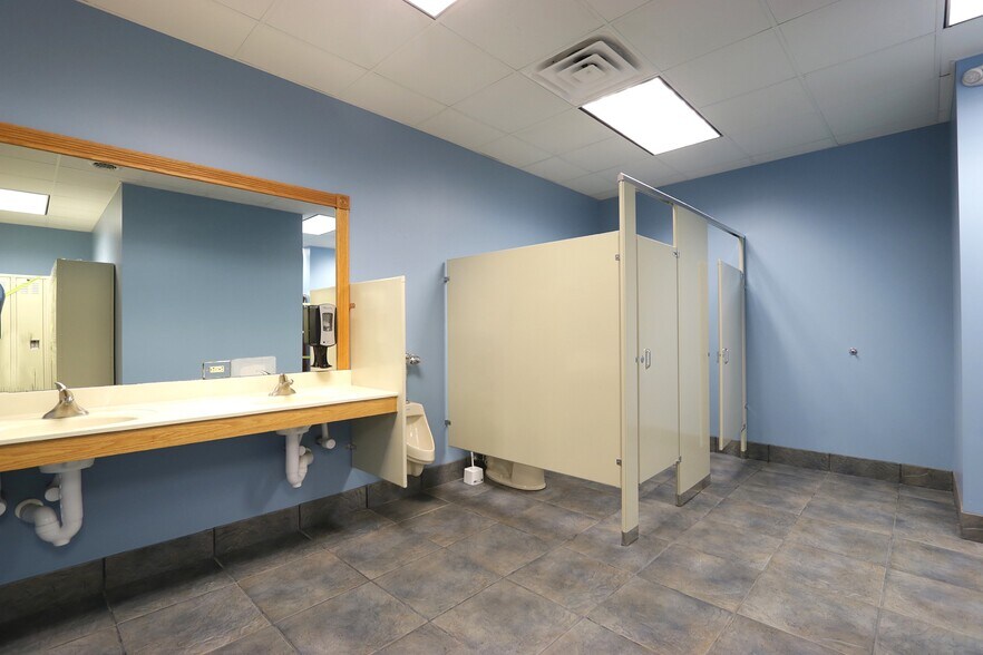 More Photos Of 2160 Sandy Dr, State College Medical For Lease