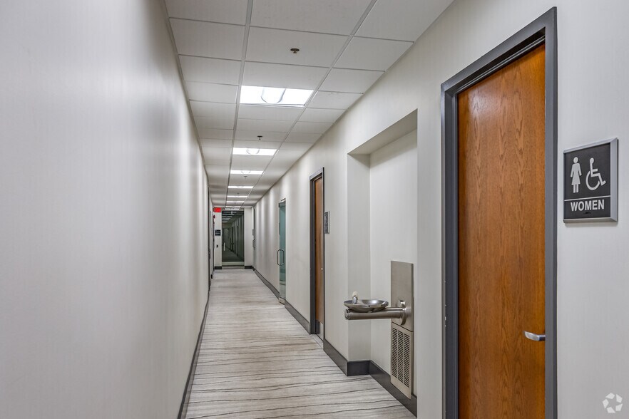 More Photos Of 6931 Arlington Rd, Bethesda Office For Lease